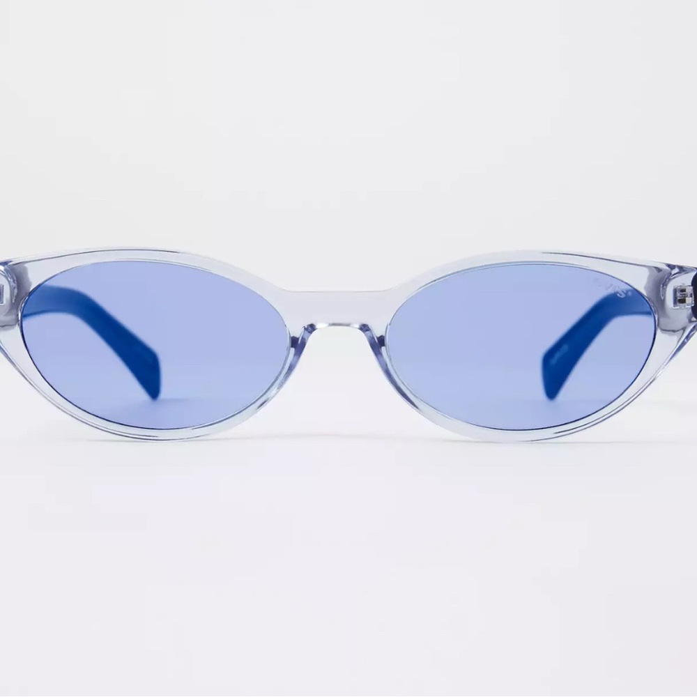 Levi’s Blue Cat Eye Sunglasses